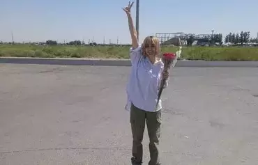 Iranian journalist Nazila Maroufian posted this bare-headed photo of herself on social media immediately after she was released from Tehran's Evin prison. She was arrested again afterward. [Social media]